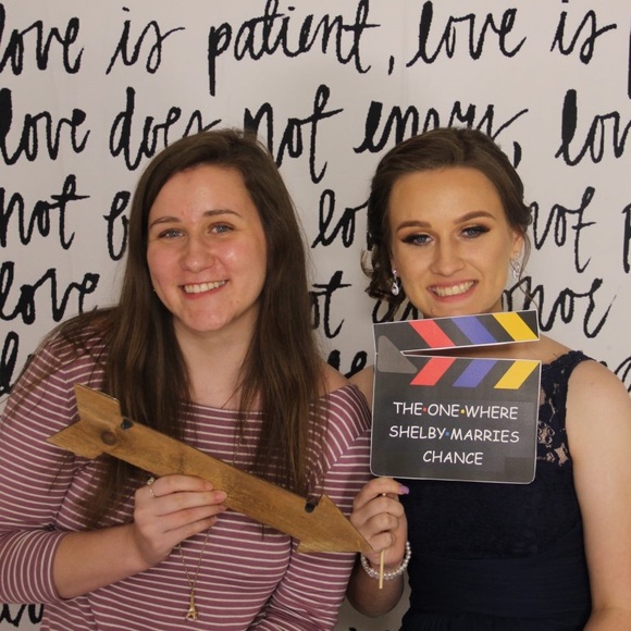 Meet Your Posher: Darby - Picture 3 of 3